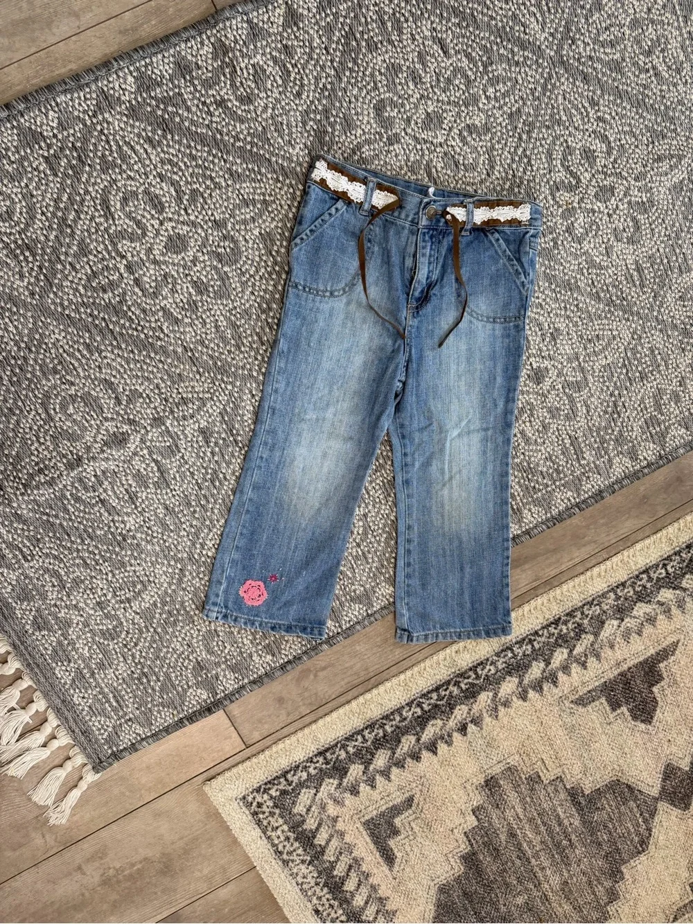 VTG y2k OshKosh B'gosh Toddler Girls Floral Embroidered Belted Jeans Boho 3T